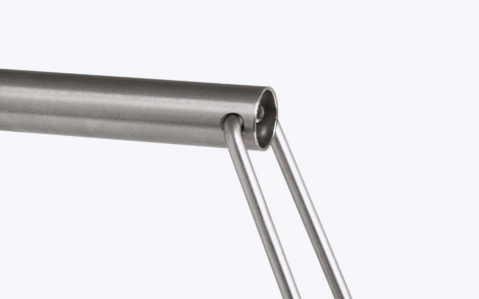 geschweißtes Rohr mit integriertem gebogenem Draht